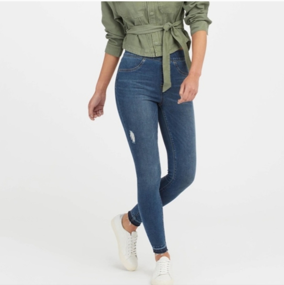 Spanx Distressed Ankle Skinny Jeans Size M